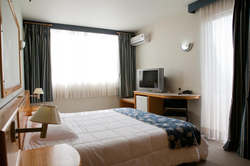 Atalaia Palace Hotel 2*